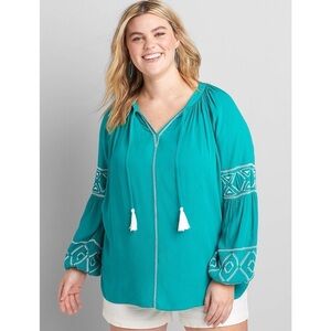 Lane Bryant 24W Boho Embroidered Peasant Top Teal Aqua Tassel Tie Plus Blouse